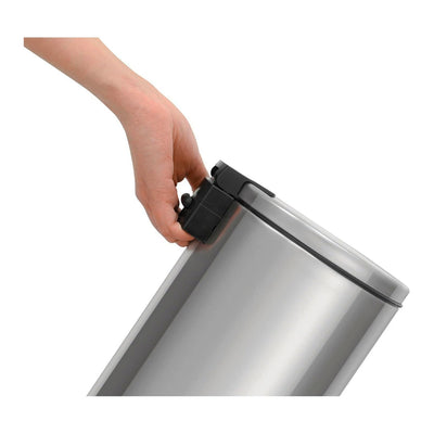 Lixeira com Pedal Tramontina Loop em Aço Inox com Acabamento Polido e Balde Interno 20 L