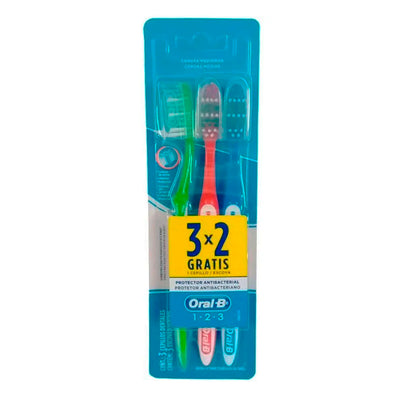 Escova de Dente Oral-B 123 Média - 3UN