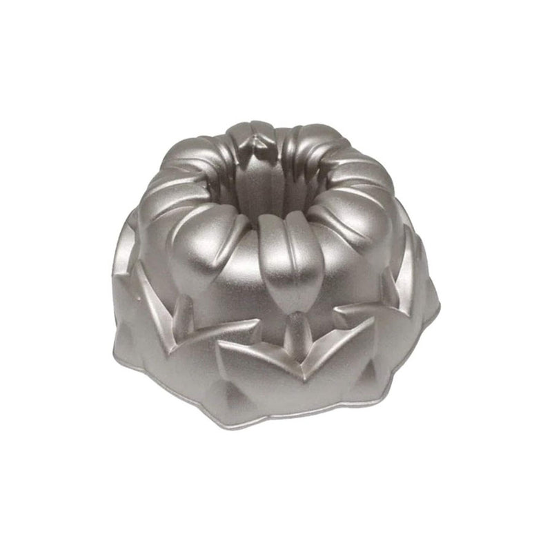 Forma de Aço Carbono Antiaderente 24cm Formato Tulipa