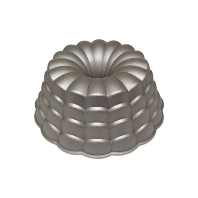 Forma de bolo Carbono Antiaderente Formato Duquesa 24cm
